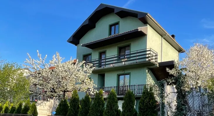 4-etažna kuća na prodaju, Lazarica, 165.000€, 345m² - stampaj