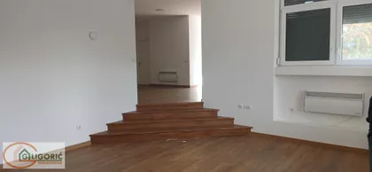 Miće Orlovića | 4zida.rs