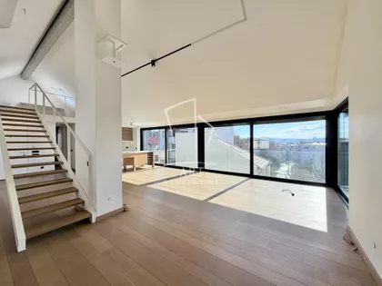 Vukice Mitrović | 4zida.rs