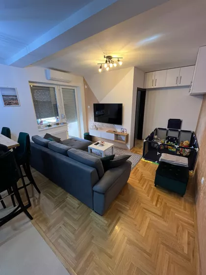 Teslino Naselje | 4zida.rs