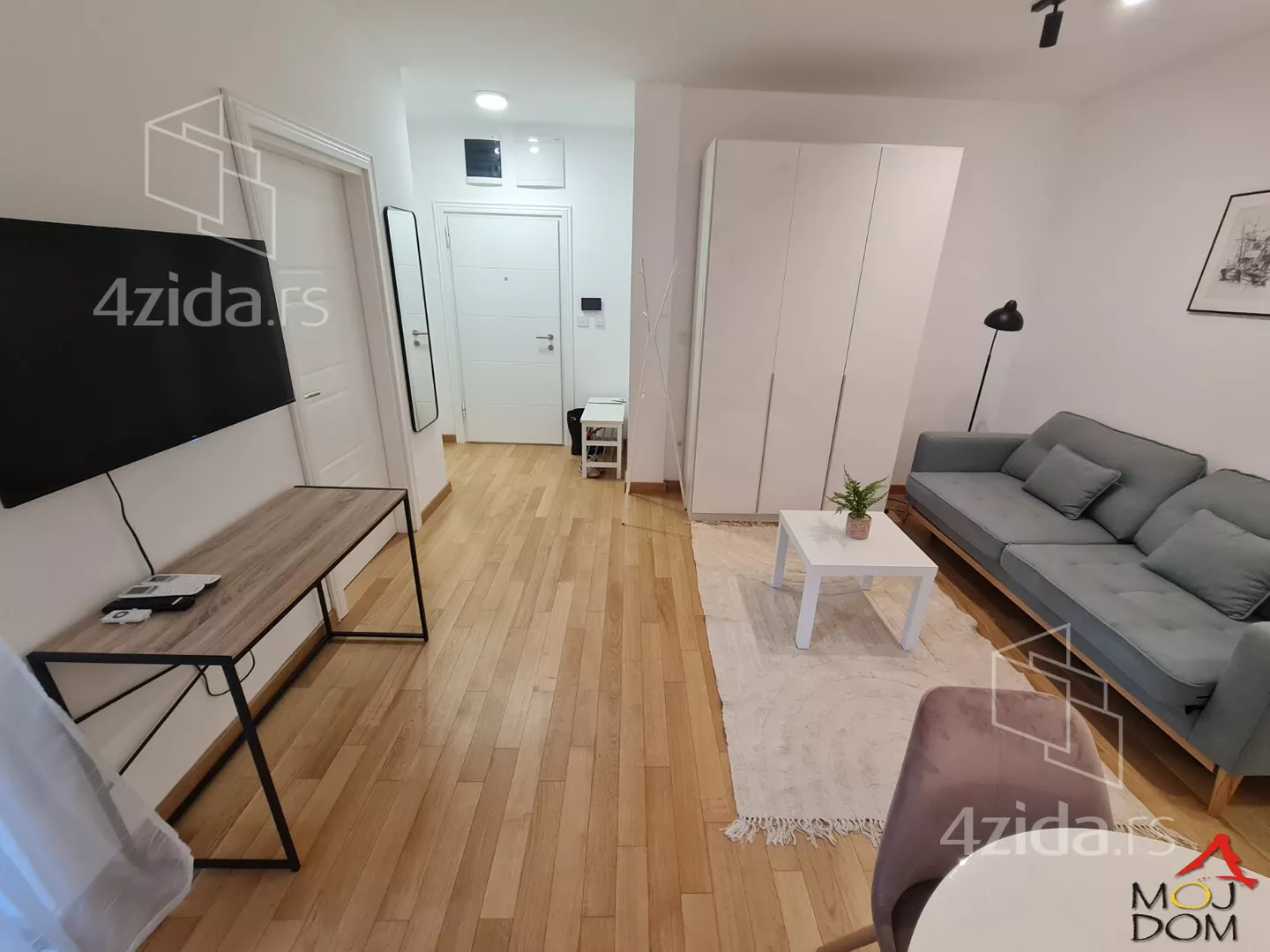 Jednoiposoban stan | 4zida