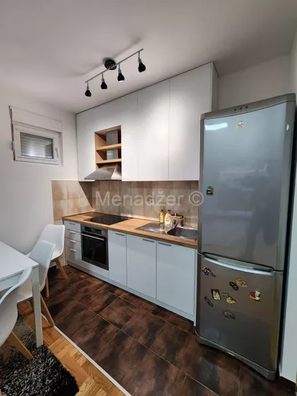 Miklošićeva | 4zida.rs