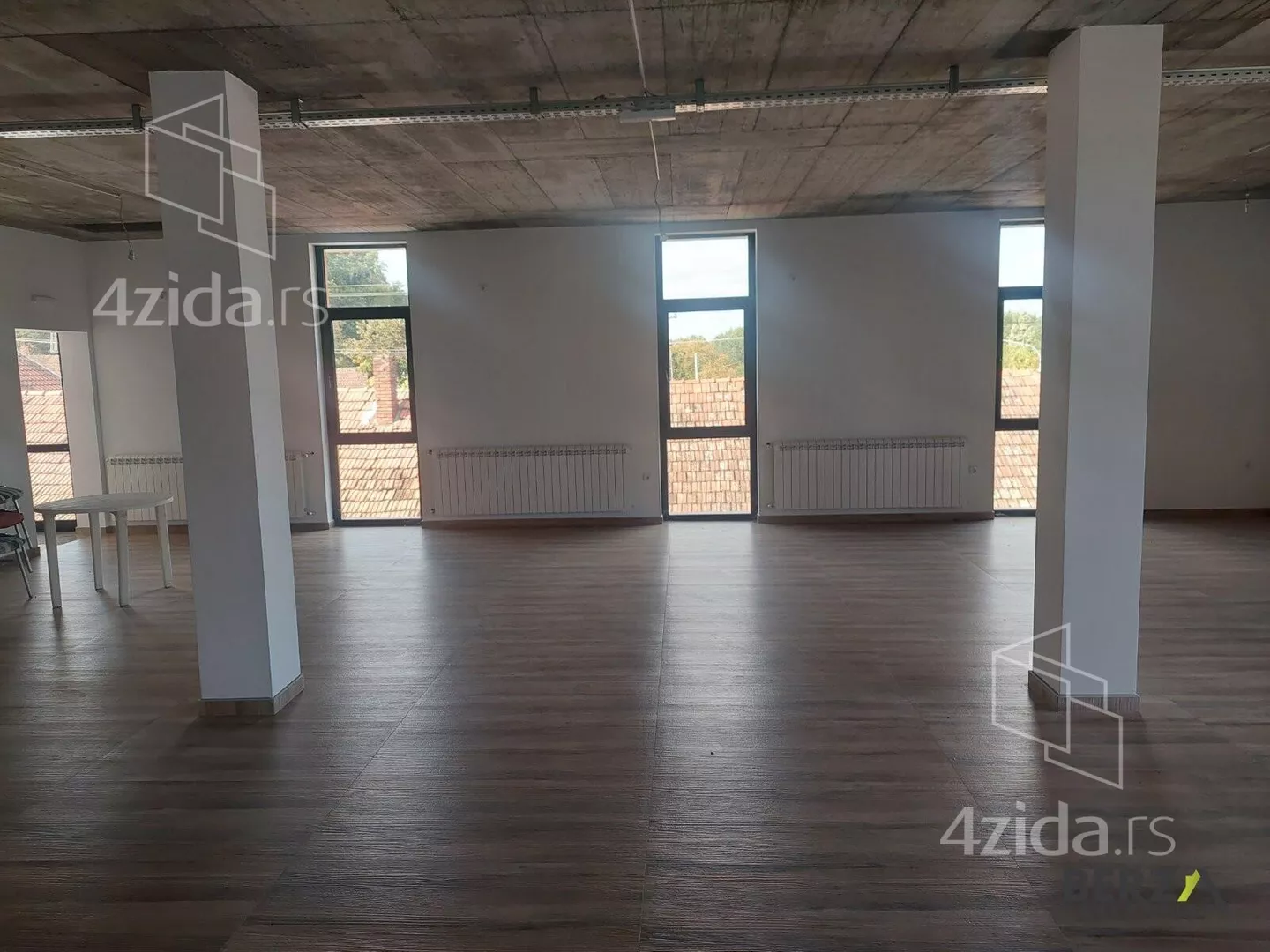 Poslovni prostor | 4zida