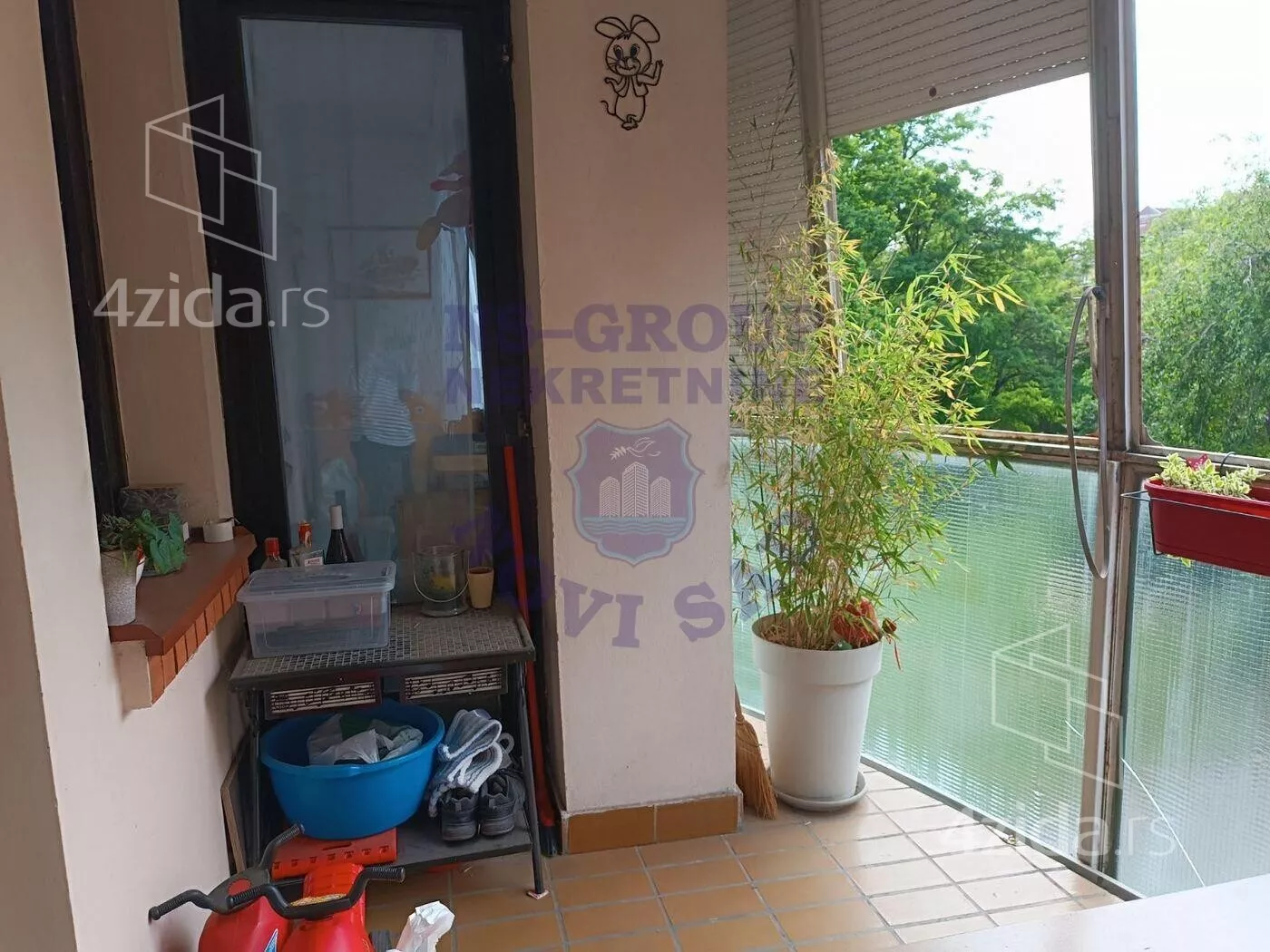 Jednoiposoban stan | 4zida