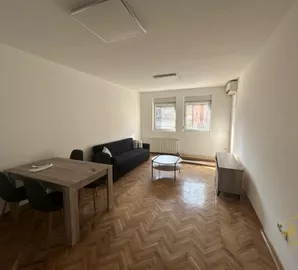 Novi Sad - Centar, Stari Grad, Gradske lokacije, Novi Sad, 2.0 stan | 4zida.rs