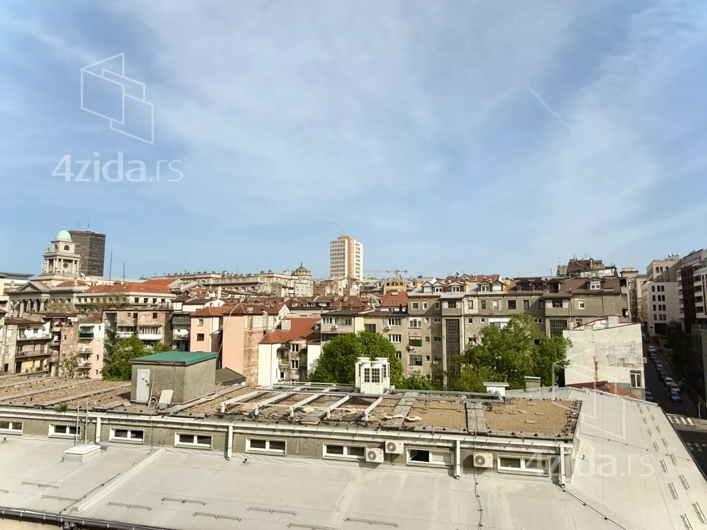 Troiposoban stan | 4zida