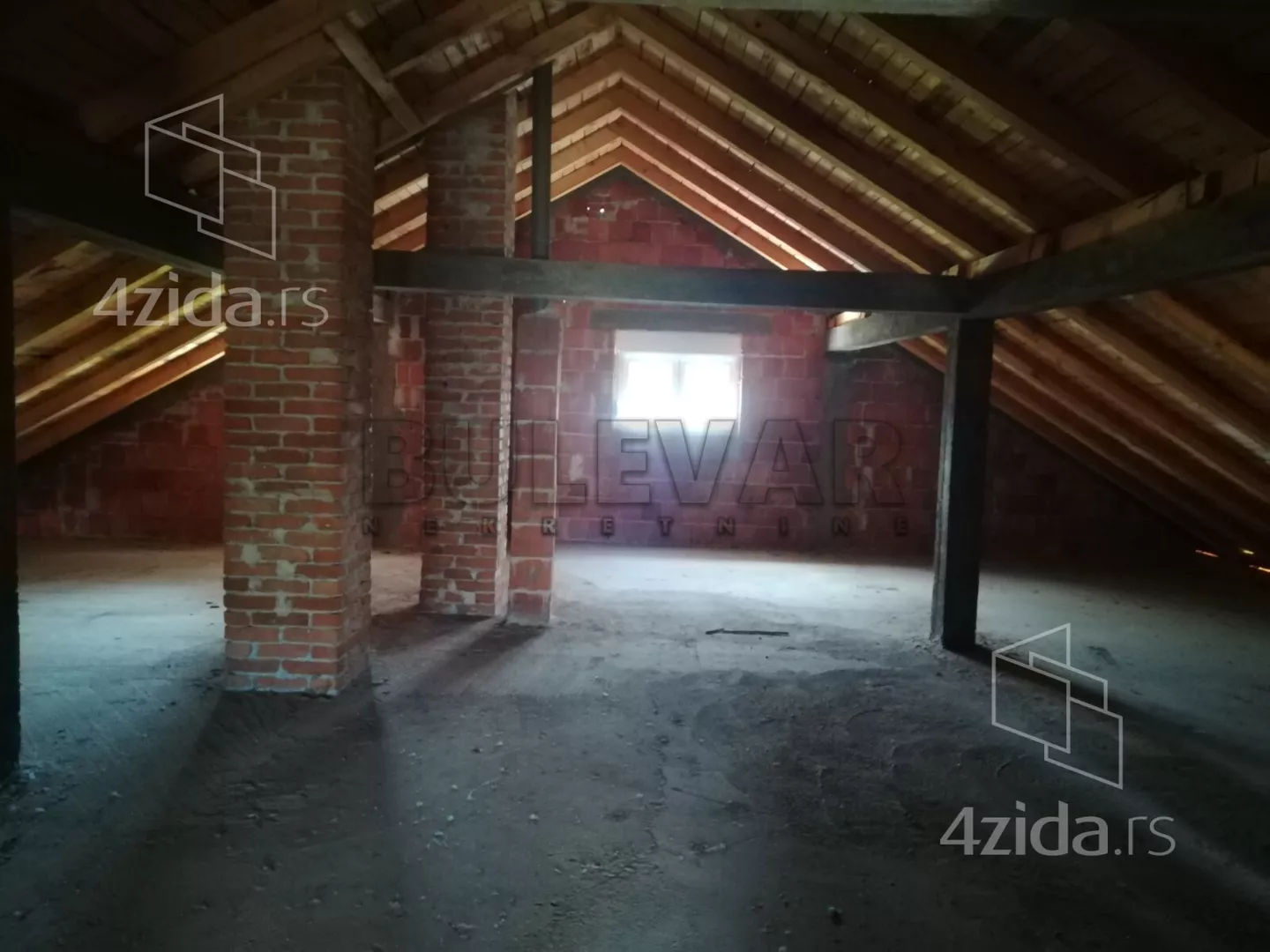 3-etažna kuća | 4zida