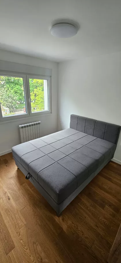 Cara Dušana 186 | 4zida.rs