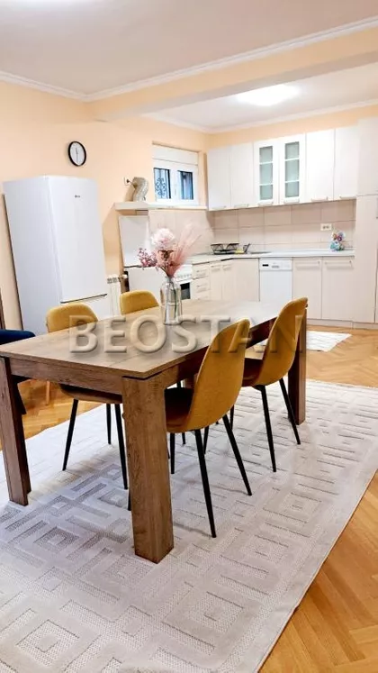 Brace Kovac | 4zida.rs