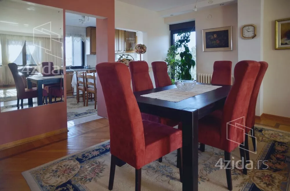 Četvorosoban stan | 4zida