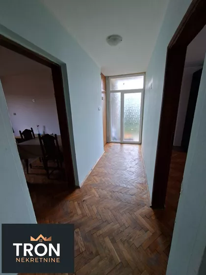 Nemanjina 15V | 4zida.rs