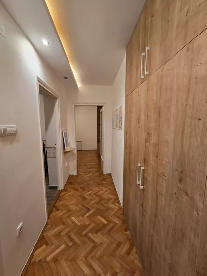 Gospodara Vučića | 4zida.rs