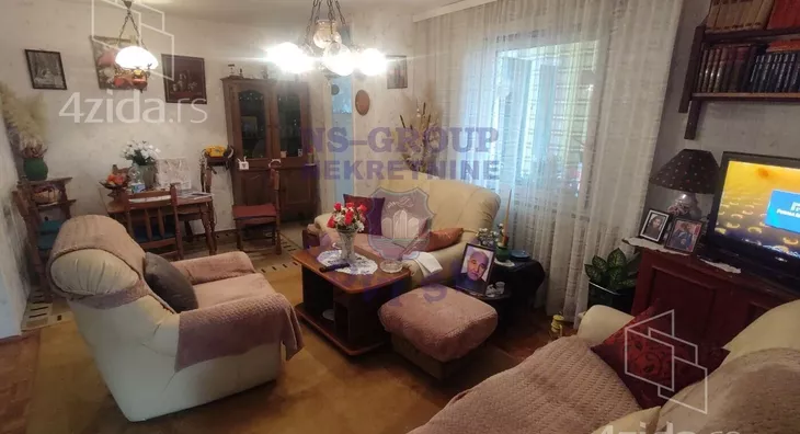 Troiposoban stan | 4zida