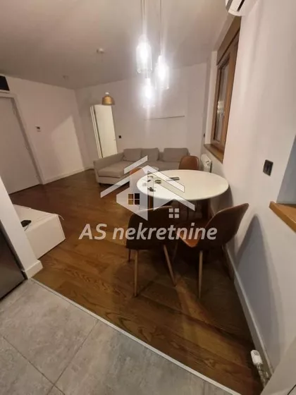 Južni Bulevar | 4zida.rs