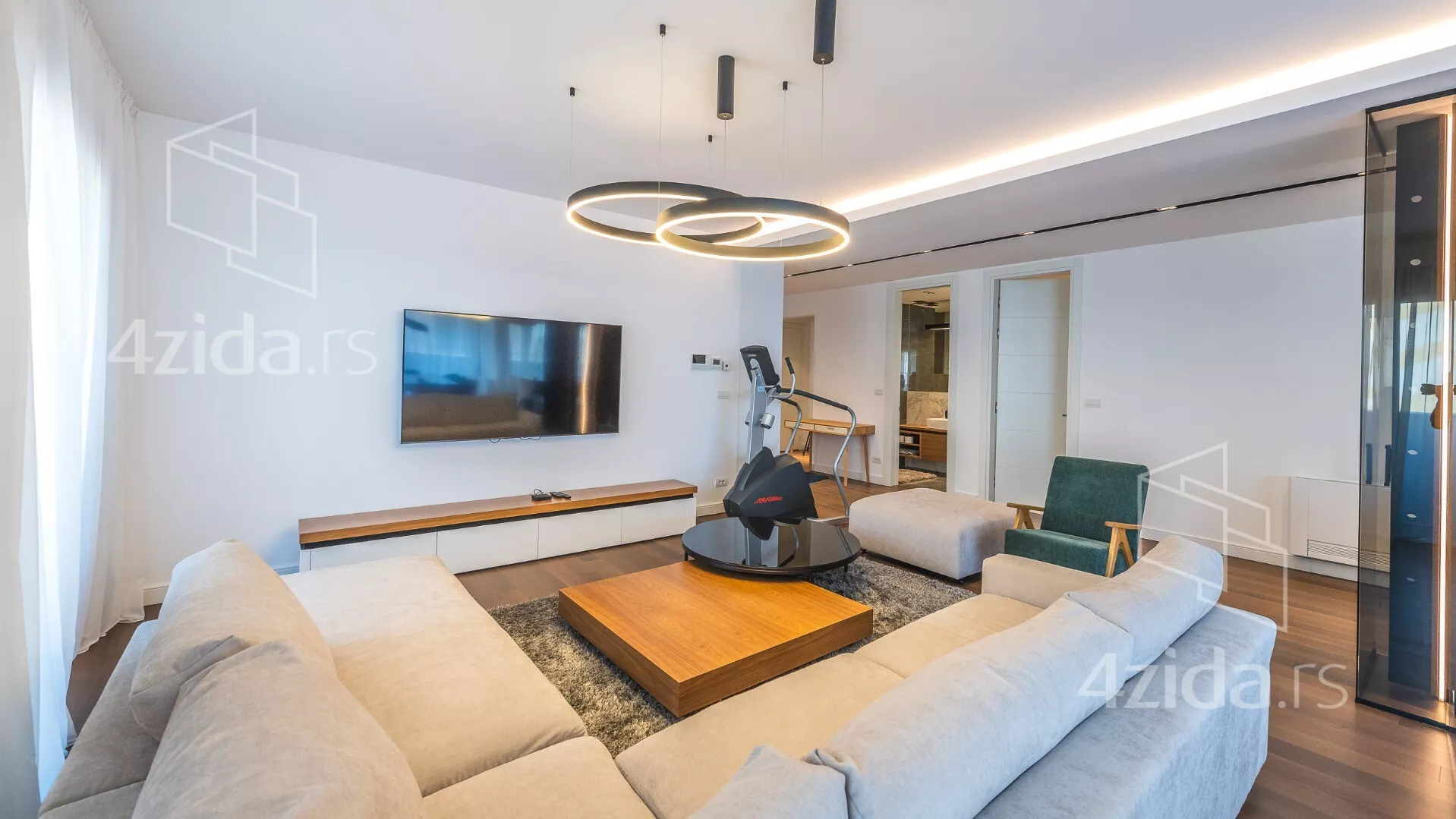 Četvorosoban stan | 4zida