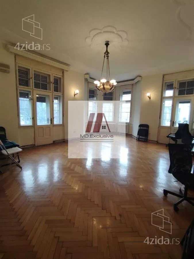 Šestosoban stan | 4zida