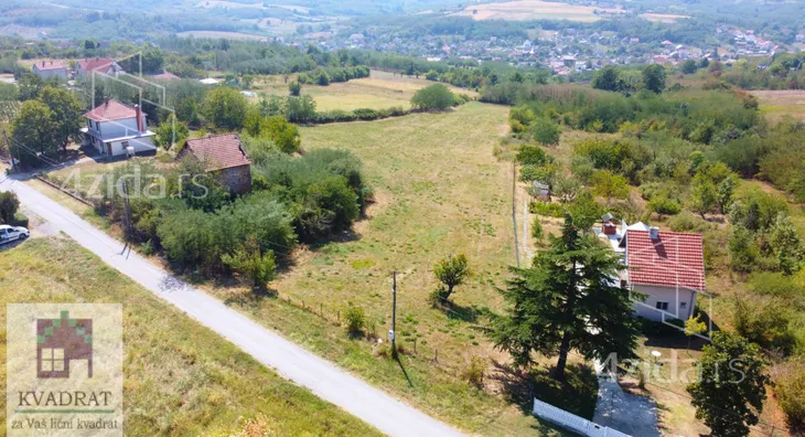 Plac | 4zida