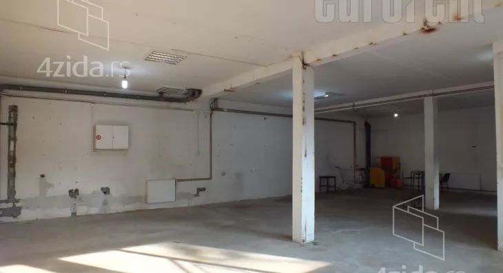 Poslovni prostor | 4zida