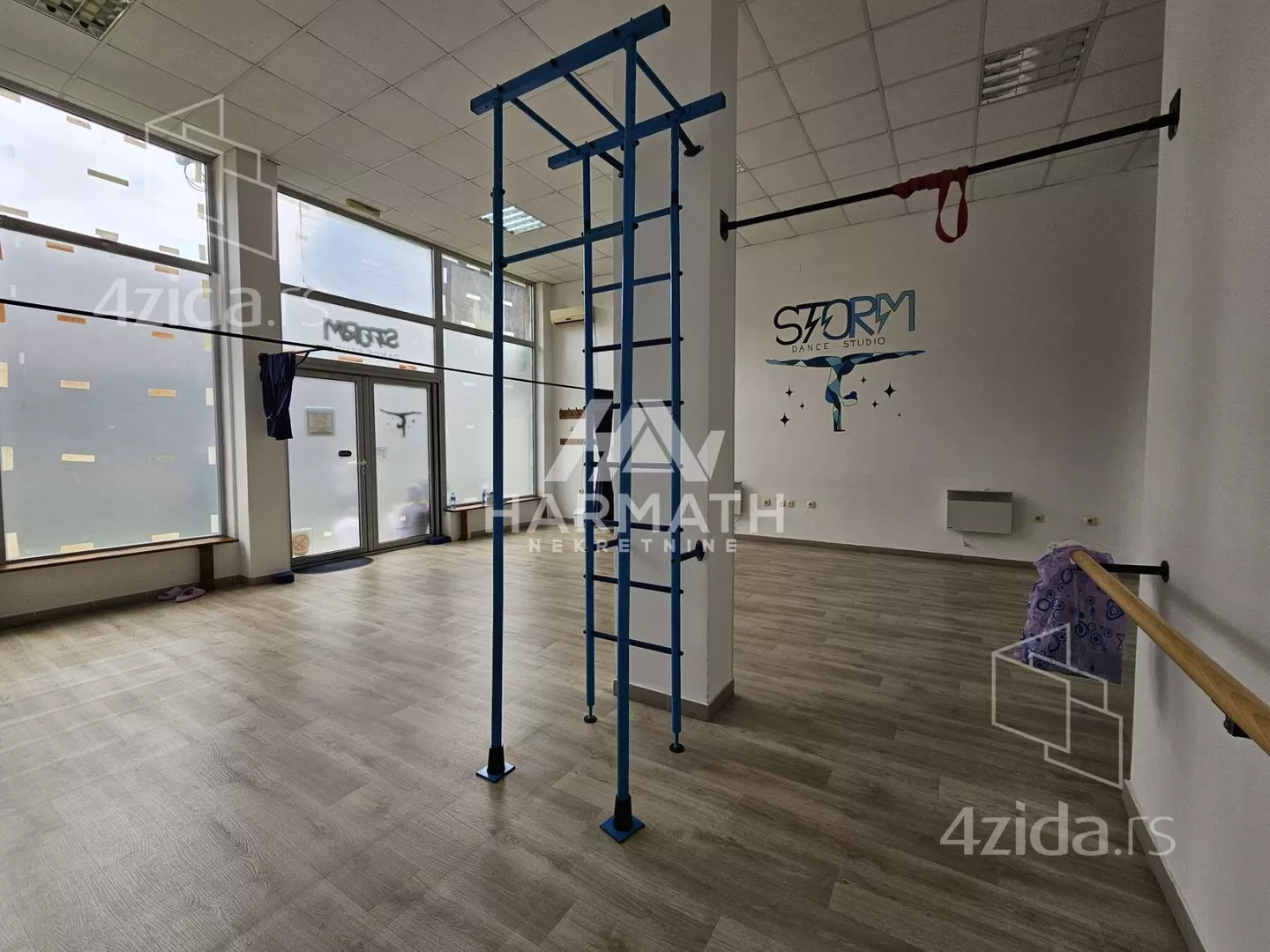 Poslovni prostor | 4zida