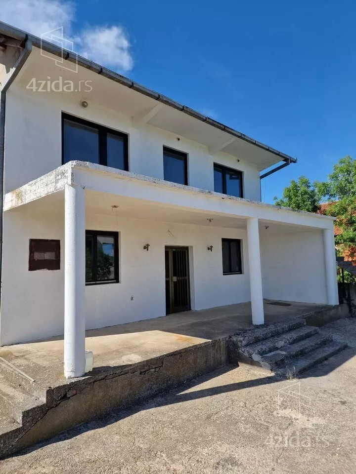 2-etažna kuća | 4zida