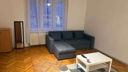 Karađorđev Trg | 4zida.rs