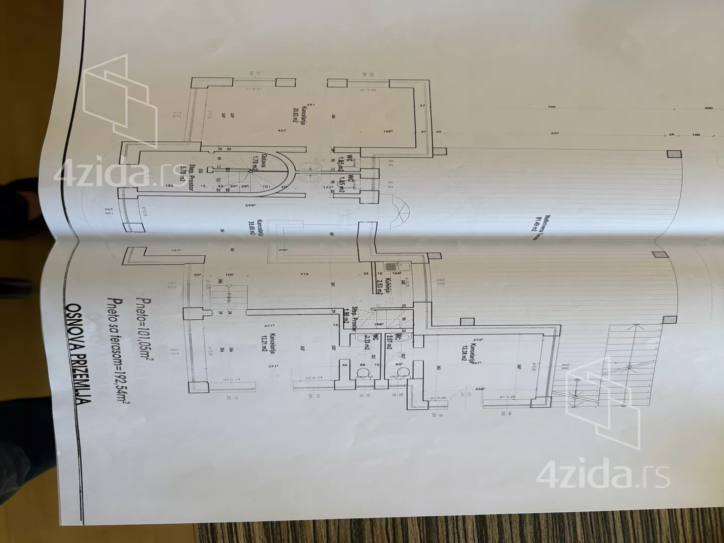 Poslovni prostor | 4zida