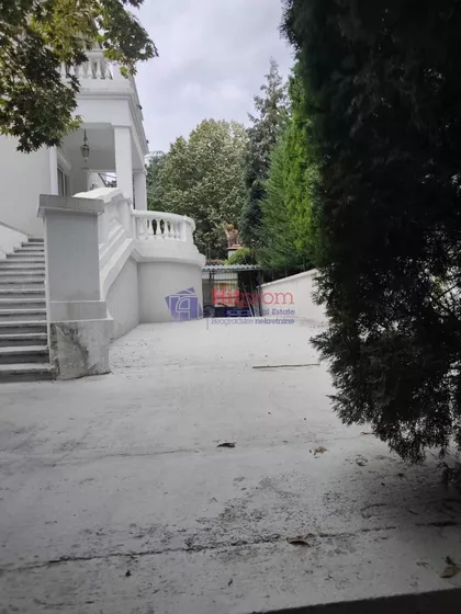 Cara Iraklija | 4zida.rs