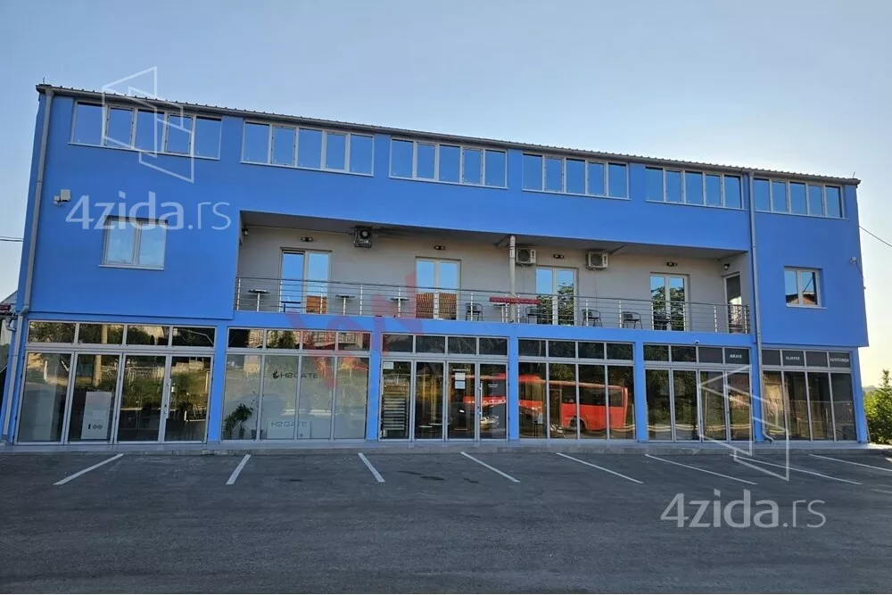 Poslovni prostor | 4zida