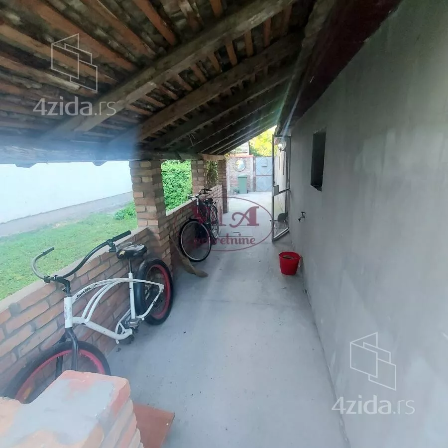 Kuća | 4zida