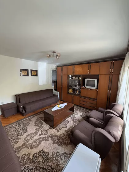 Ljubomira Nikolića 152 | 4zida.rs