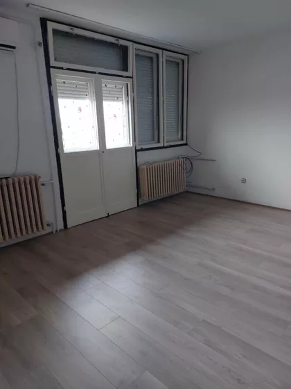 Stevana Sinđelića | 4zida.rs