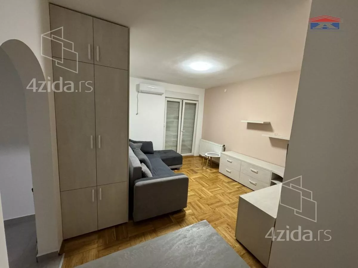 Garsonjera | 4zida