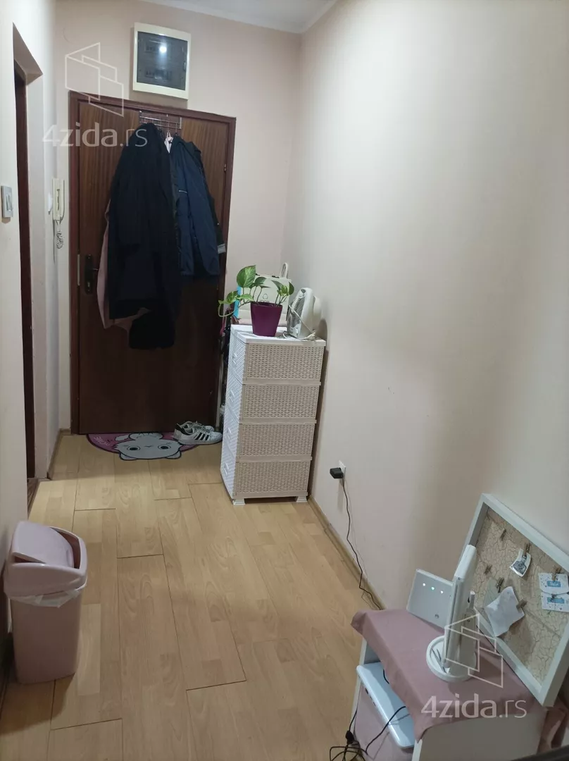 Garsonjera | 4zida