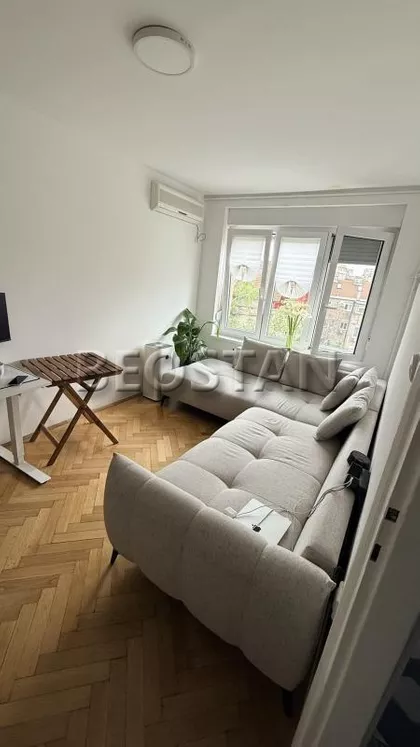 Venizelusova | 4zida.rs