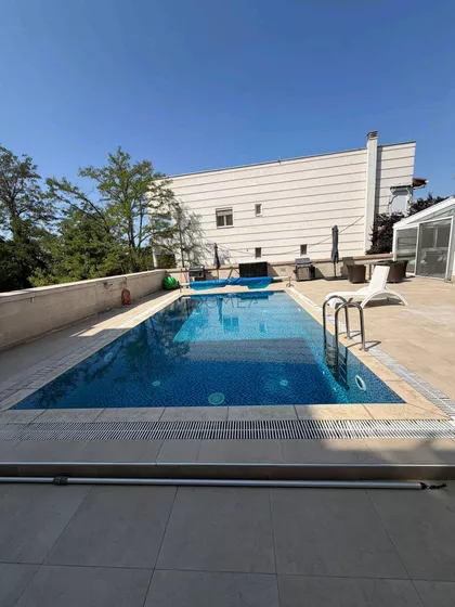 Kuća za izdavanje · 300 m² · Dedinje, Savski Venac, Beograd