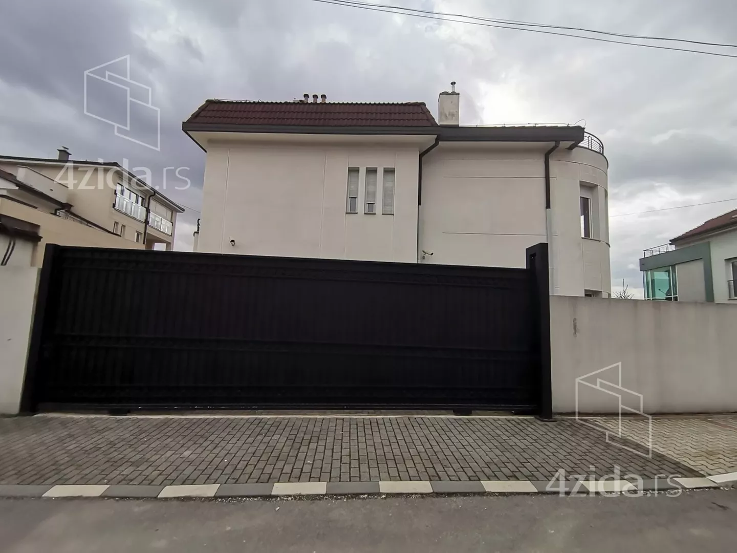 Kuća | 4zida