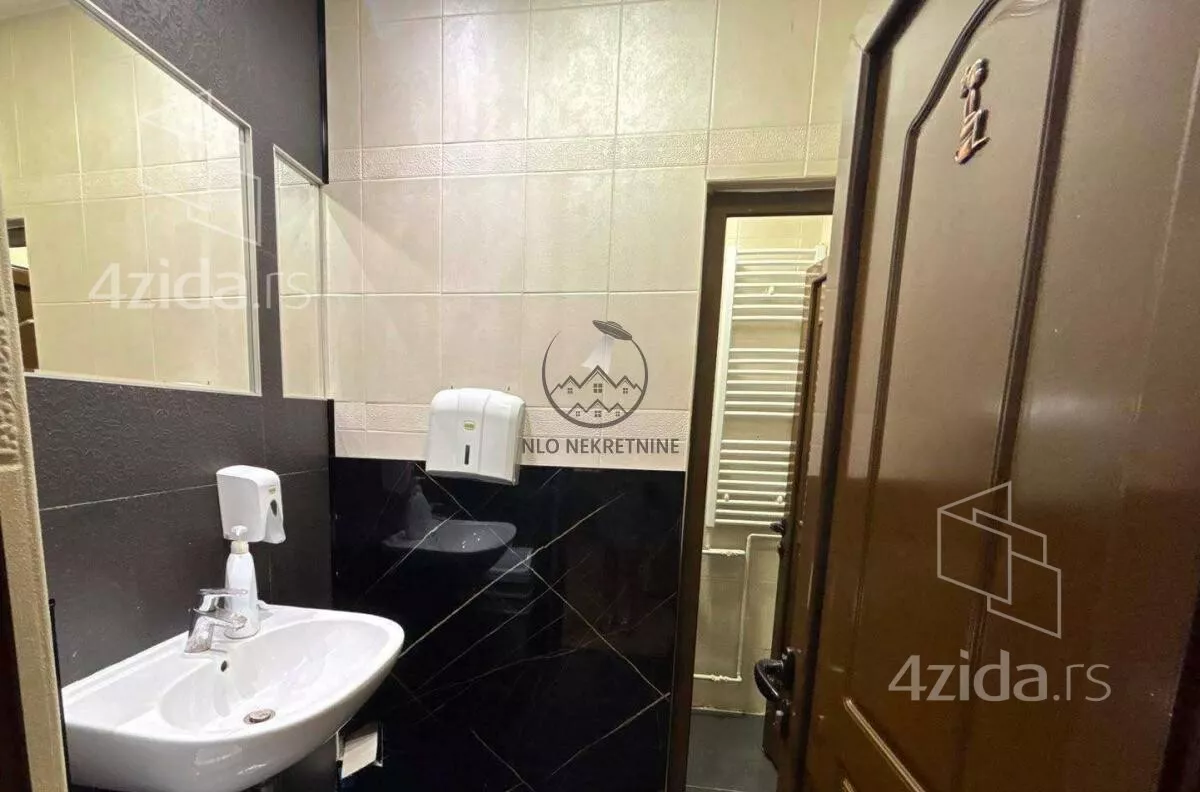 Lokal | 4zida
