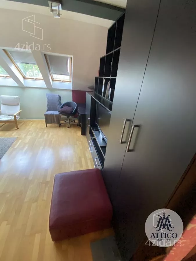 Četvoroiposoban stan | 4zida