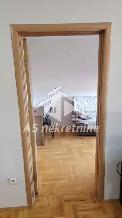 Lekino Brdo | 4zida.rs