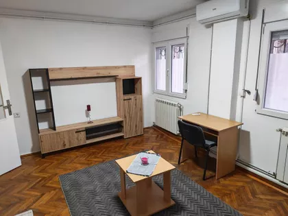 Sarajevska | 4zida.rs