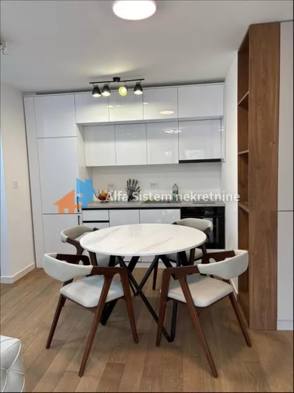 Lekino Brdo | 4zida.rs