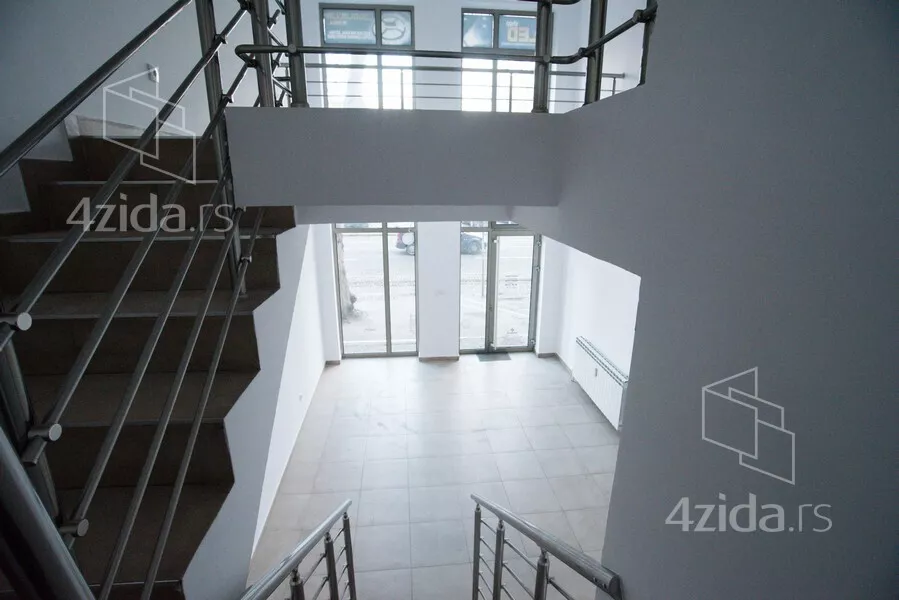 Lokal | 4zida
