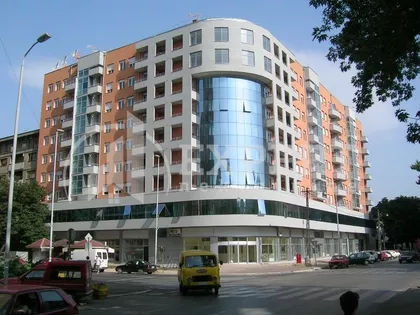 Trg kralja Aleksandra Ujedinitelja | 4zida.rs