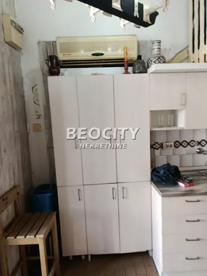 Zmaj Jovina | 4zida.rs