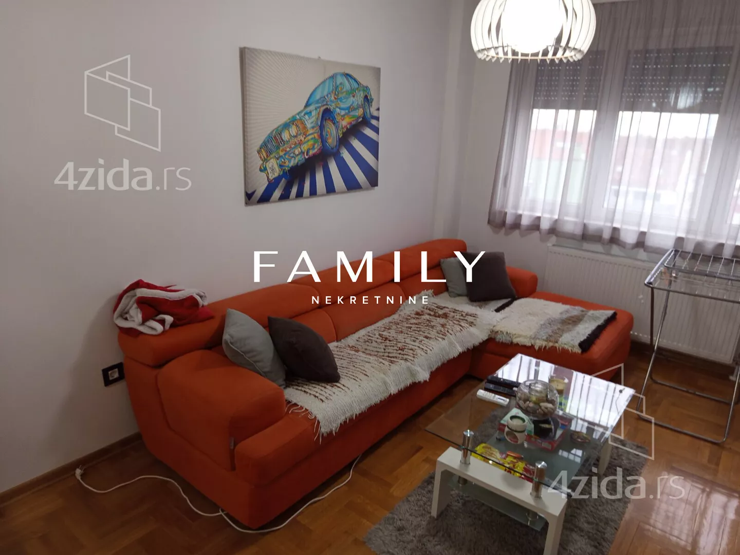 Jednoiposoban stan | 4zida