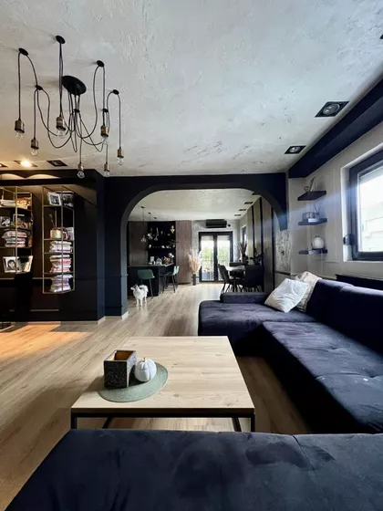 Palata Pravde | 4zida.rs