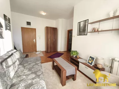 VARDARSKA | 4zida.rs