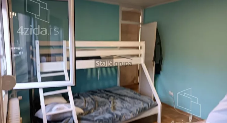 Troiposoban stan | 4zida