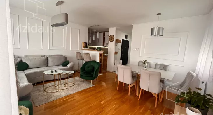 Petosoban stan | 4zida