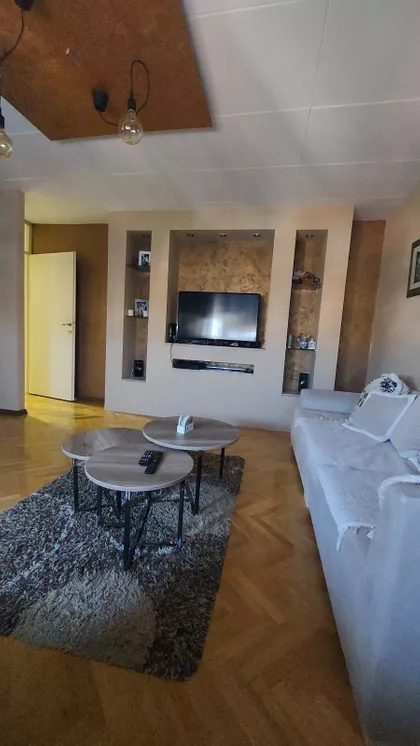 Bulevar Nemanjića 28/41 | 4zida.rs